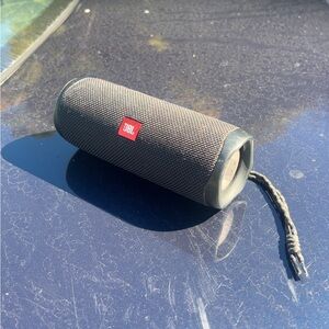 JBL Flip 5 Portable Bluetooth Speaker - Black